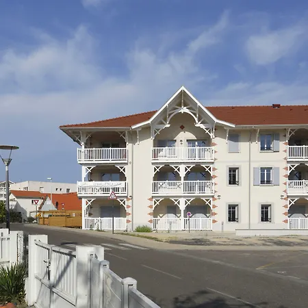 Goelia Le Marche De La 4*