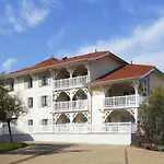 Goelia Le Marche De La Mimizan-Plage