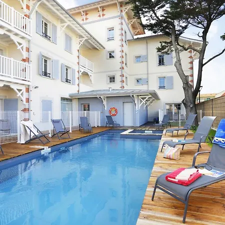 Nemea Le Marche De La 4* Mimizan-Plage